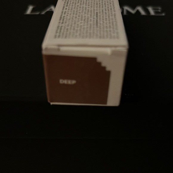 Milk Make up flex foundation stick - Picture 2 of 5